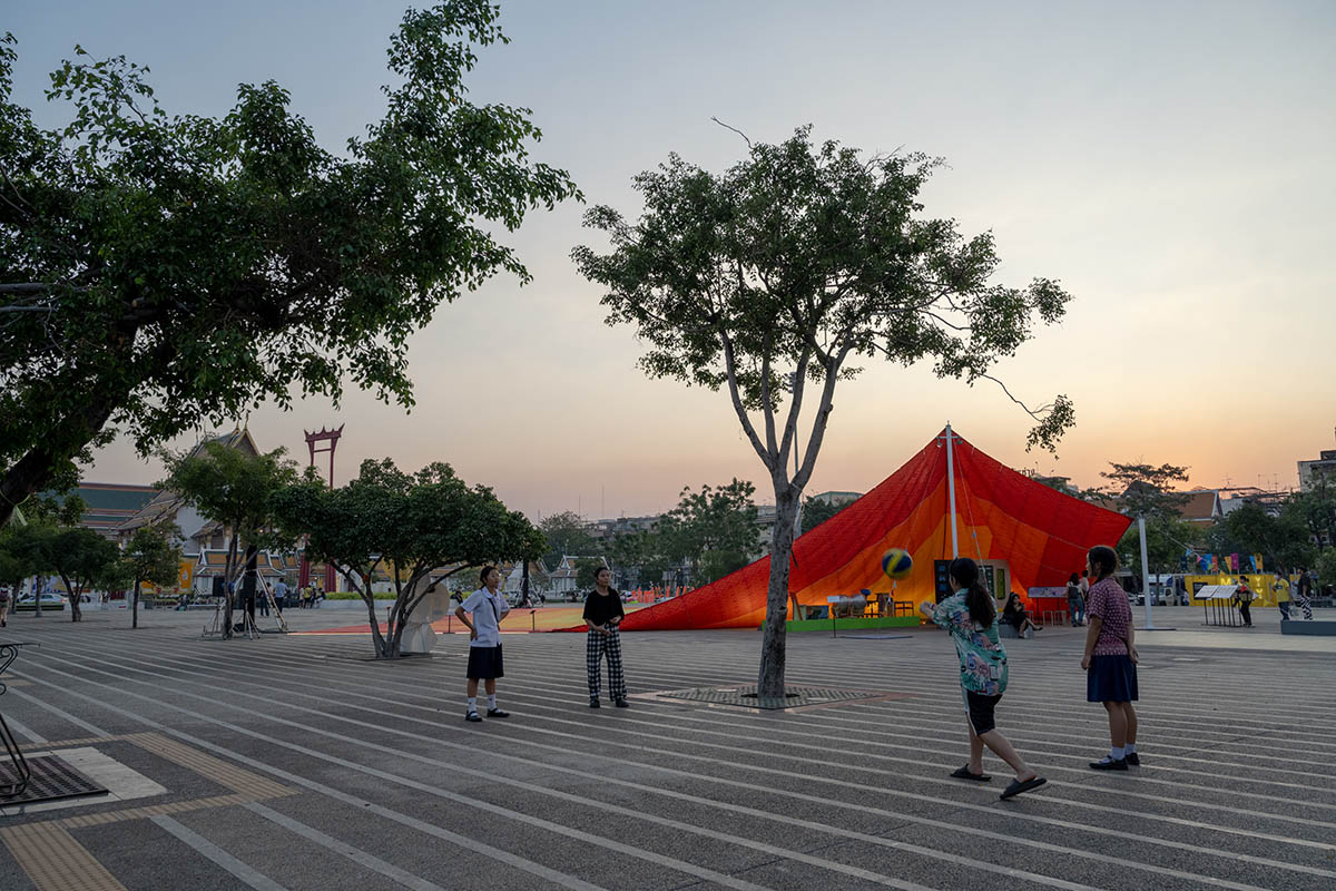 MVRDV's installation at Bangkok Design Week presents a story of plastic waste and recycling