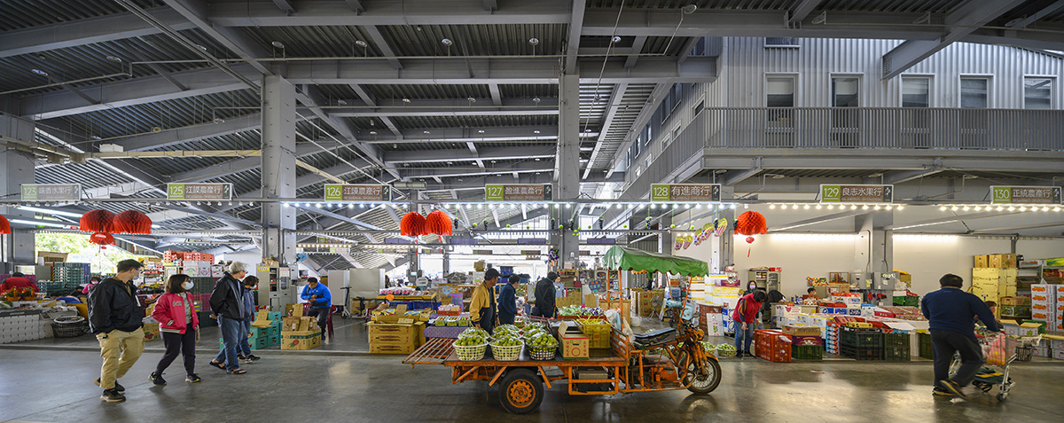 MVRDV completes wholesale Tainan market with landscaped and publicly accessible roof 
