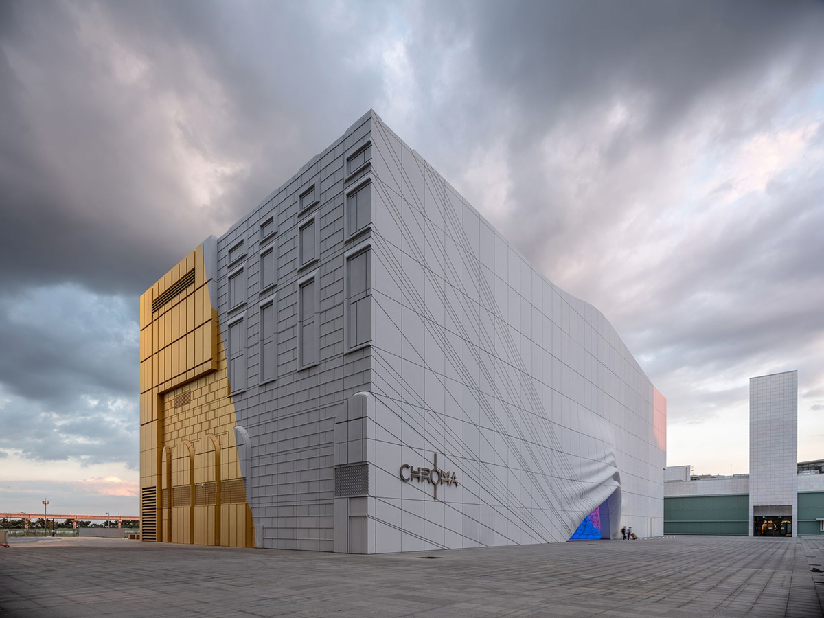 MVRDV completes entertainment complex featuring imprinted white and gold façade in Seoul