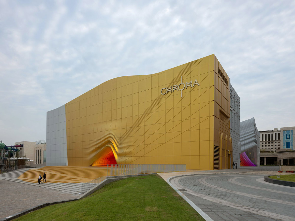 MVRDV completes entertainment complex featuring imprinted white and gold façade in Seoul