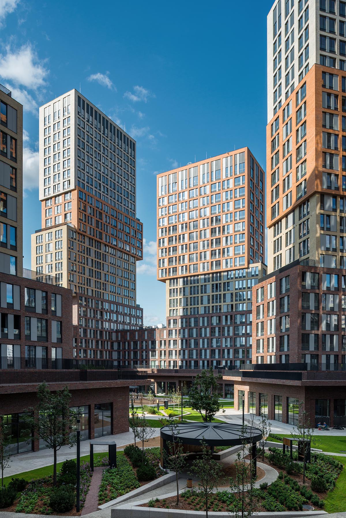 de Architekten Cie. completes Vander Park residential complex in the Moscow