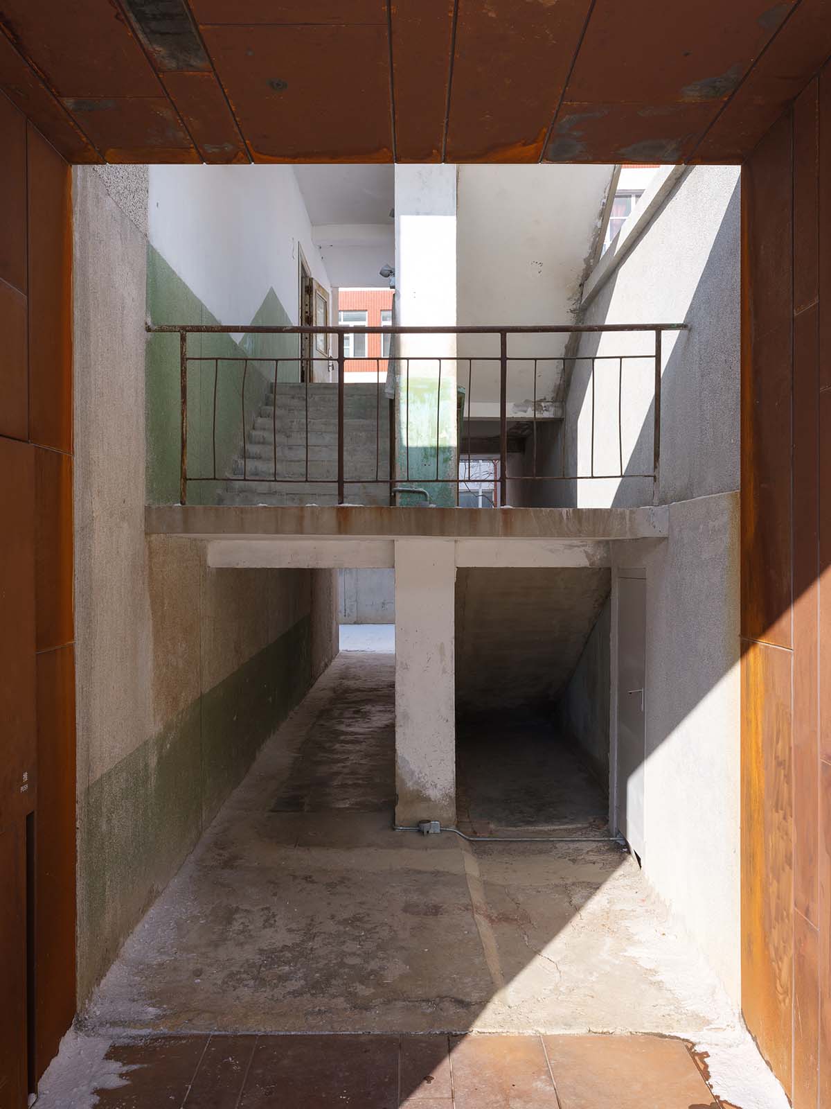 Neri&Hu revitalizes urban memory with corten steel volume in Dalian, China