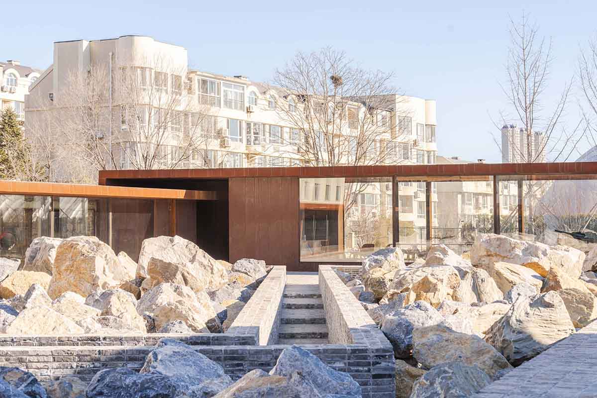 Neri&Hu revitalizes urban memory with corten steel volume in Dalian, China
