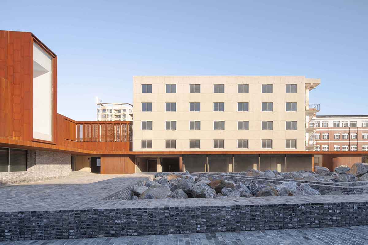 Neri&Hu revitalizes urban memory with corten steel volume in Dalian, China