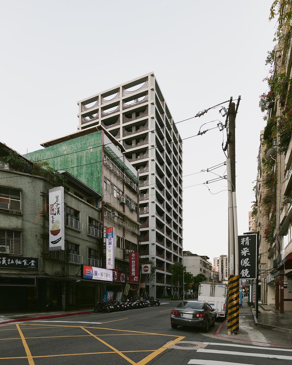 Neri&Hu built residential apartment that adds