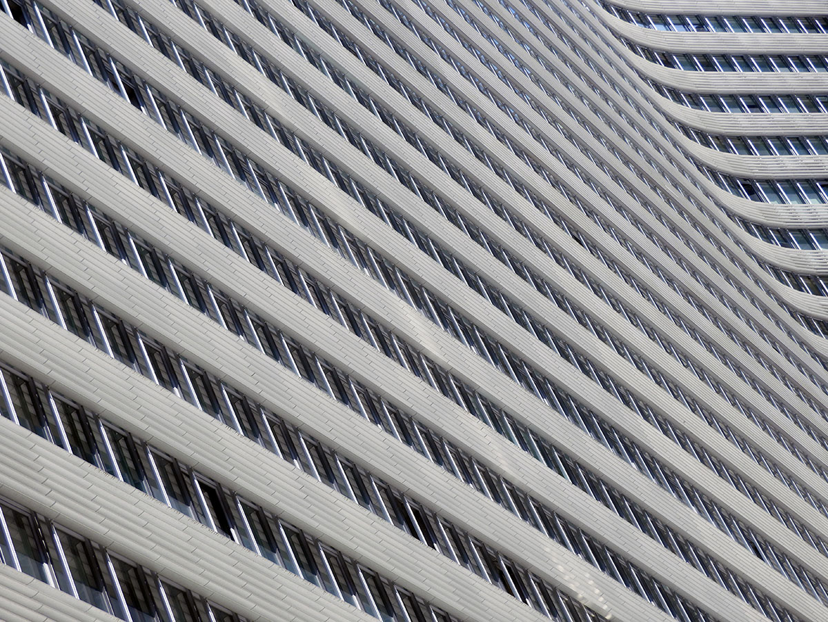 Nikola Olic captures alluring details in his 