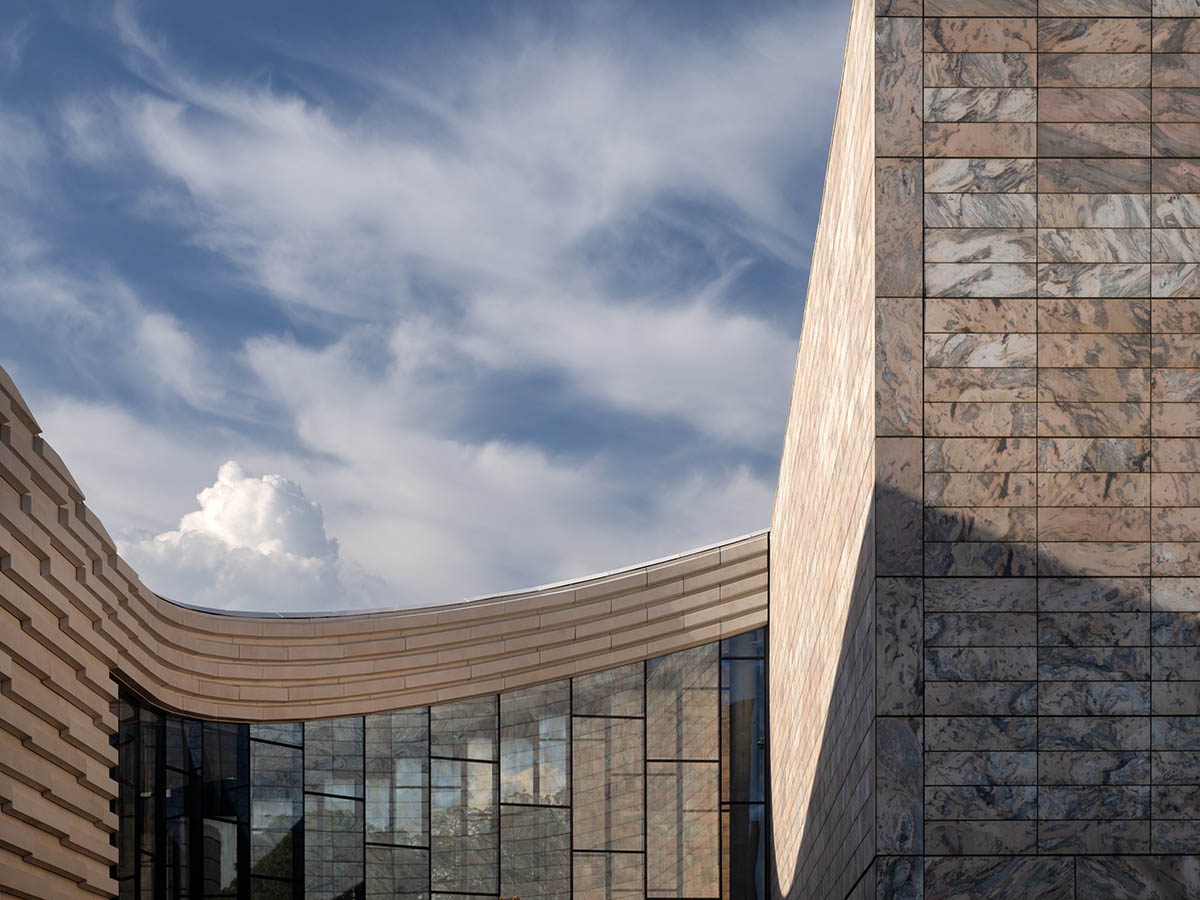 Snøhetta completes a new expansion and site redesign for the Joslyn Art Museum in Omaha 