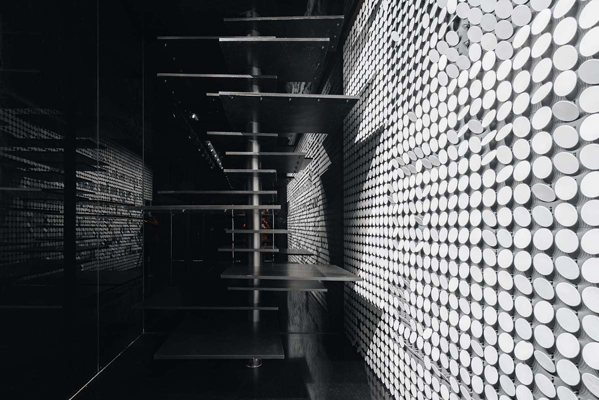 Wutopia Lab designed the first architectural model museum of China with continuous steel pipes