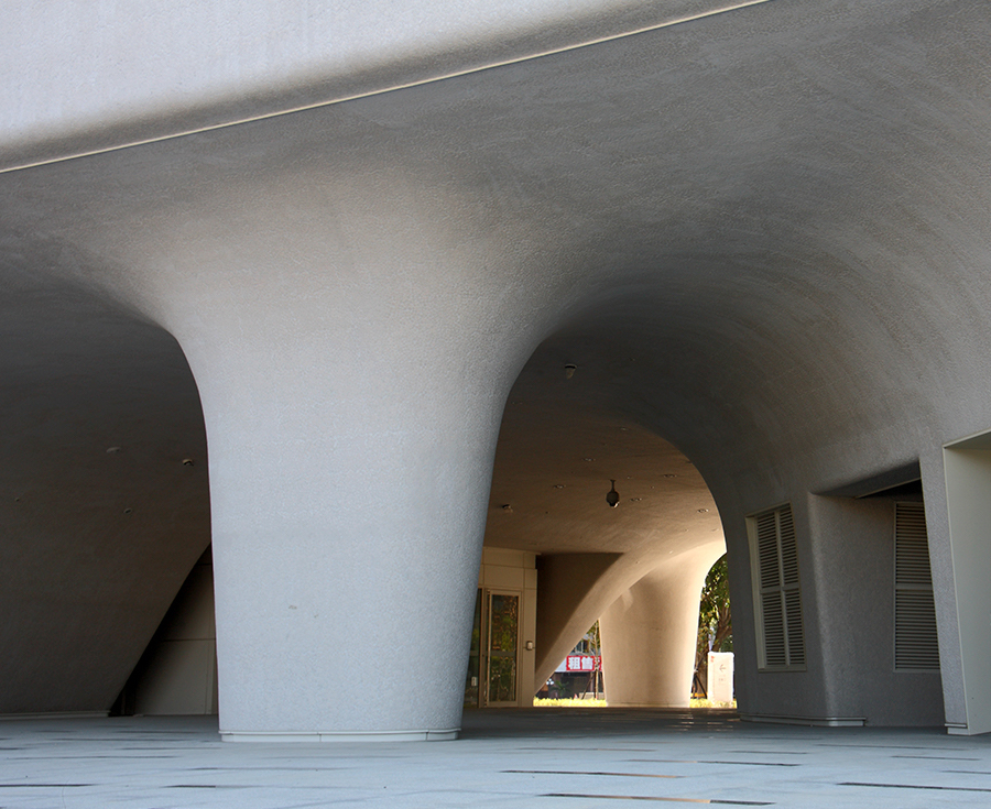 The Continuous Networks of Public Arts - The National Library of Public Information in Taiwan