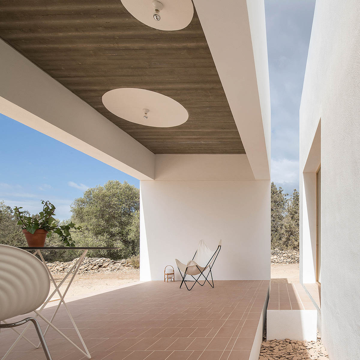 Marià Castelló Architecture designs residence with fragmented volumes on Formentera island