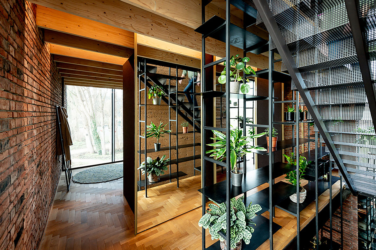 AST 77 Architecten built this private house with 