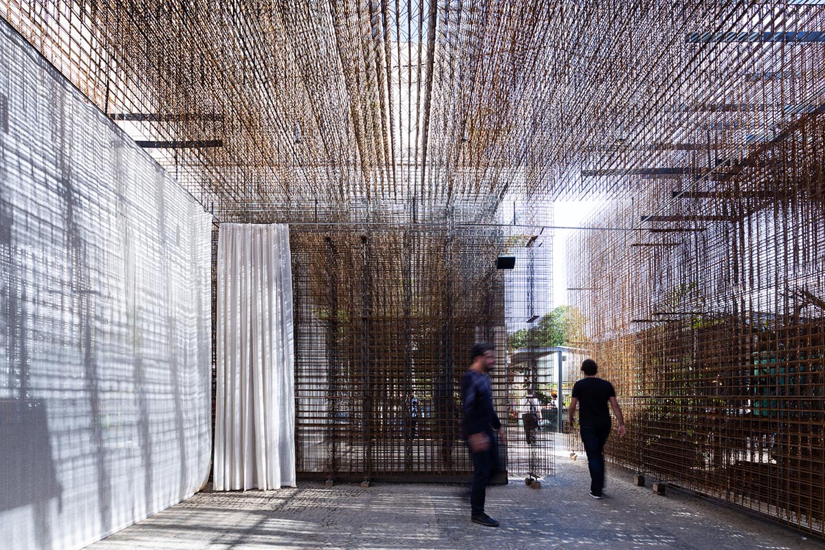Arquitetos Associados created steel Cloud Pavilion as an active urban intervention in Brazil