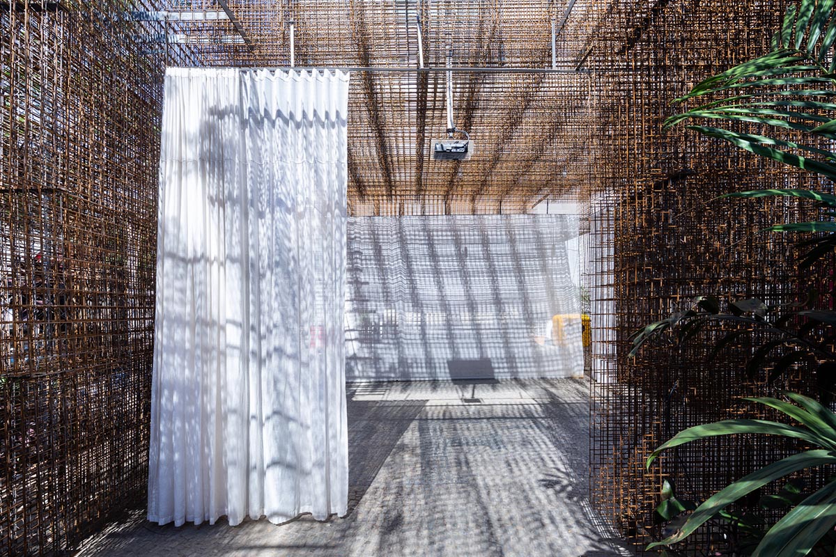 Arquitetos Associados created steel Cloud Pavilion as an active urban intervention in Brazil