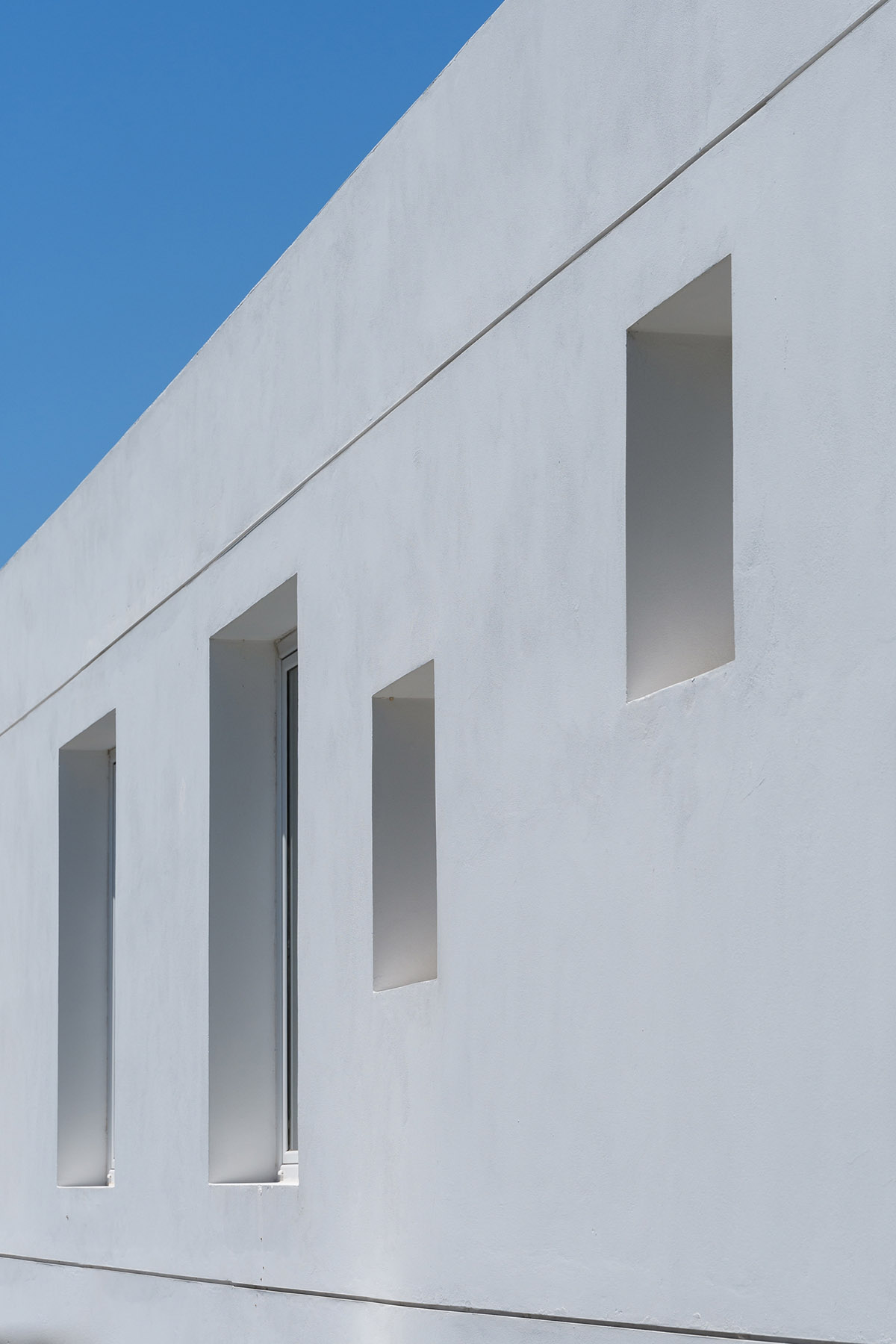 Octava Estudio Cba completes Terrazas de la Villa Housing in Cordoba, Argentina 