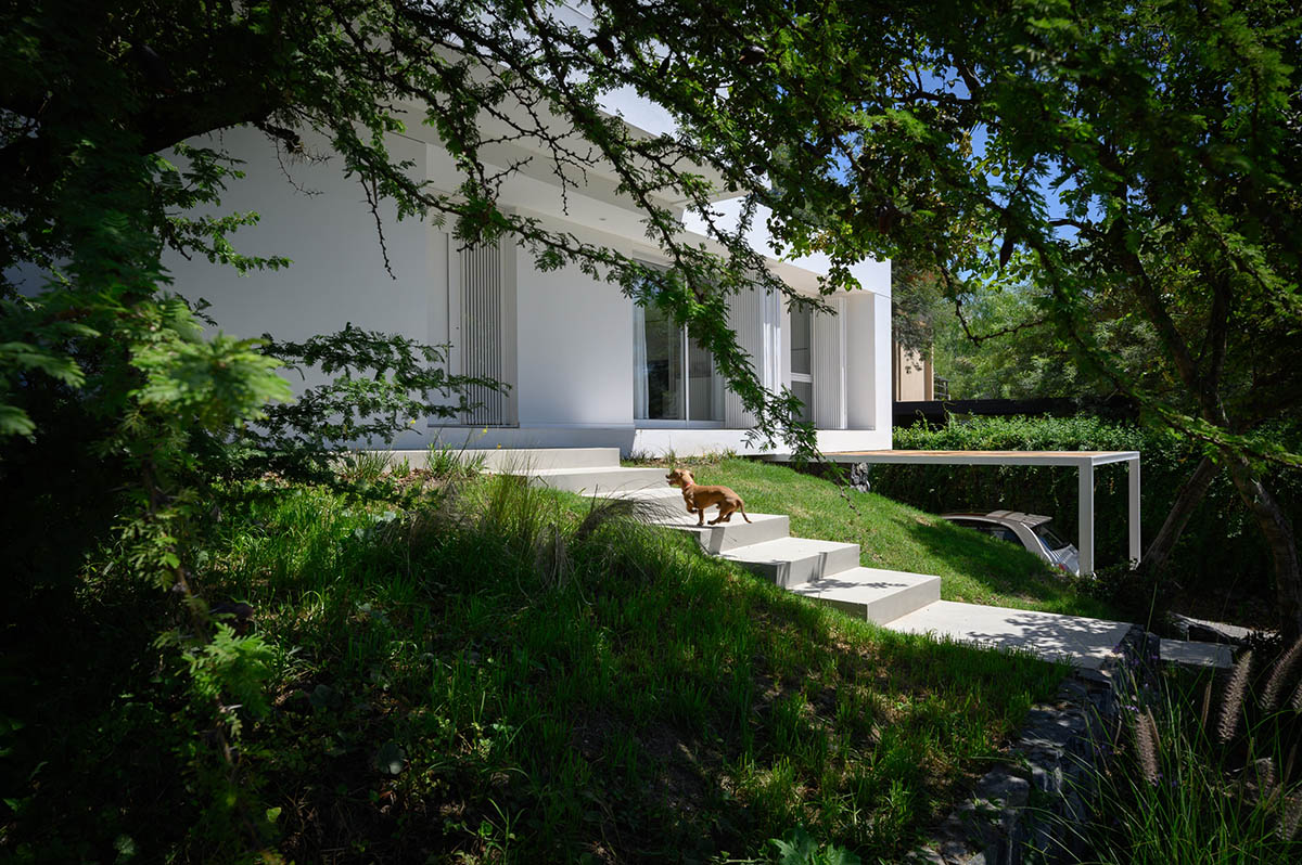 Octava Estudio Cba completes Terrazas de la Villa Housing in Cordoba, Argentina 
