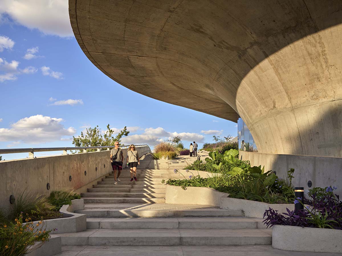 ODA converts decaying parking structure into a public park and office building in Buenos Aires