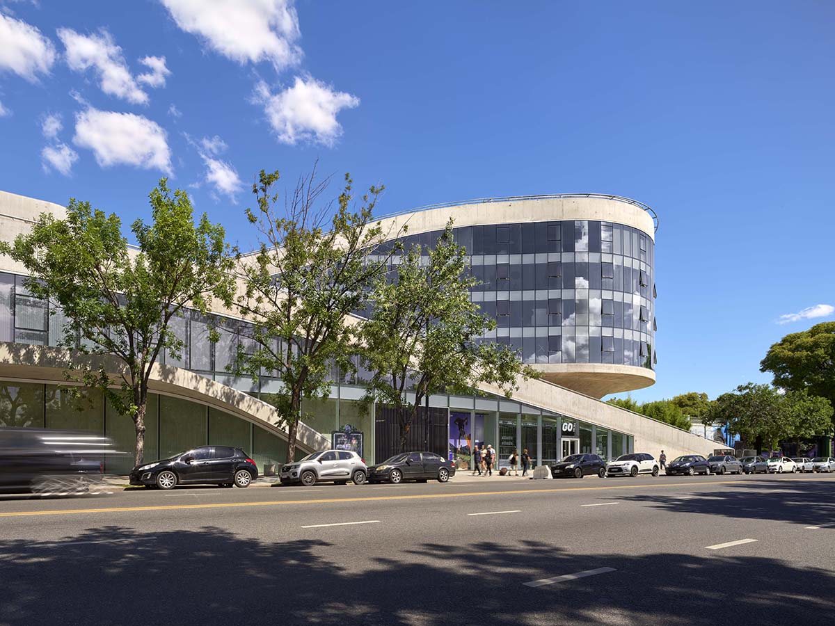 ODA converts decaying parking structure into a public park and office building in Buenos Aires