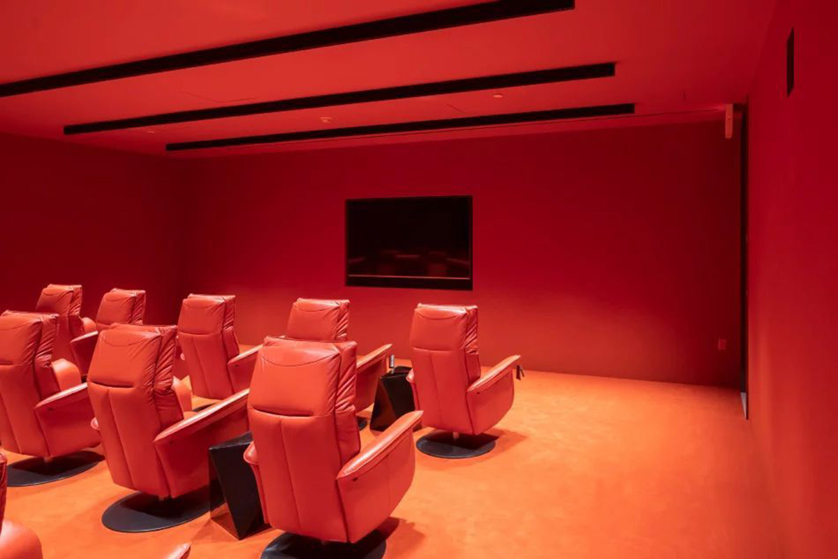 OMA's 121 East 22nd Street redefines the streetscape with prismatic corner in Manhattan