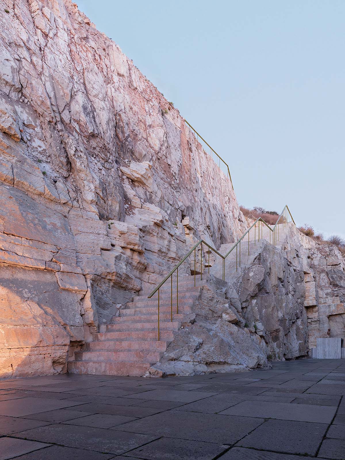 Oppenheim Architecture unveils Signature Villa emerging from the cliffs of Jal&euml; Bay in Albania