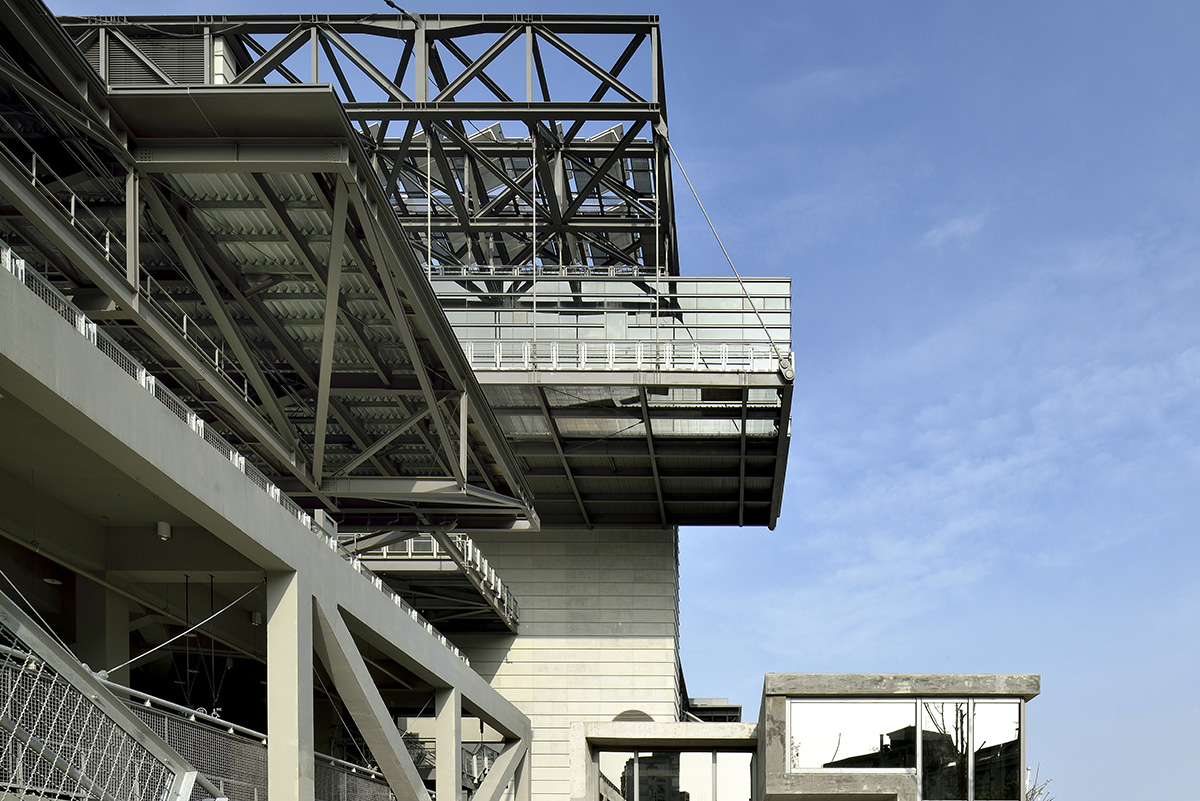 Chien Architects creates a sport machine for Taipei City