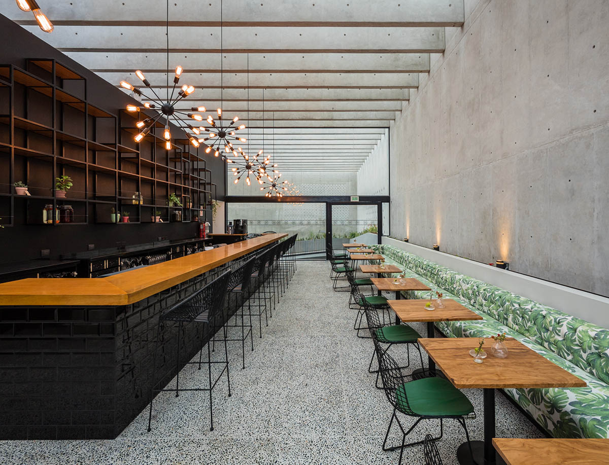 Nómena Arquitectos completes retail and exhibition space with perforated façade in Peru