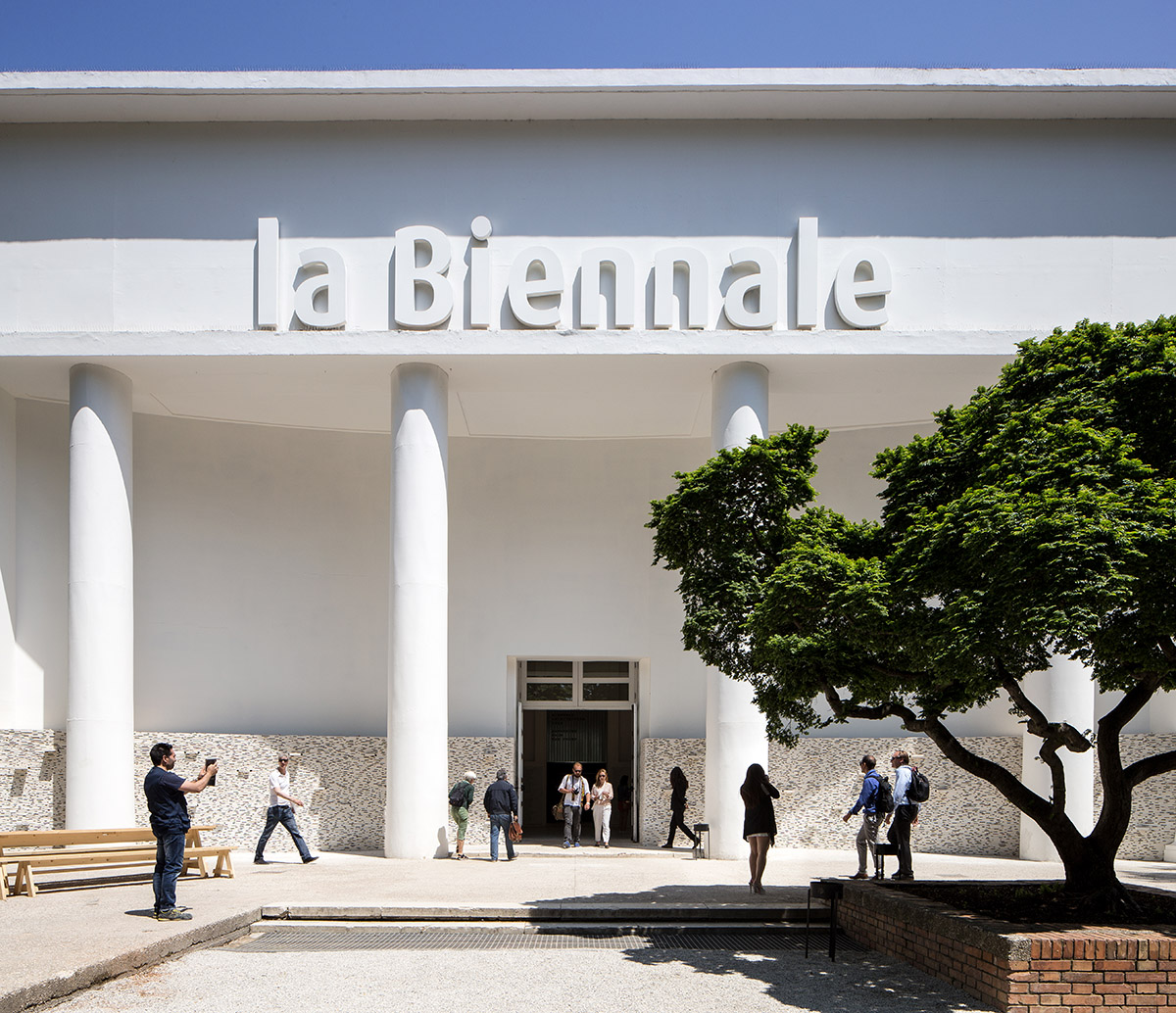 The Espace Louis Vuitton Venezia - Charlotte Perriand and I