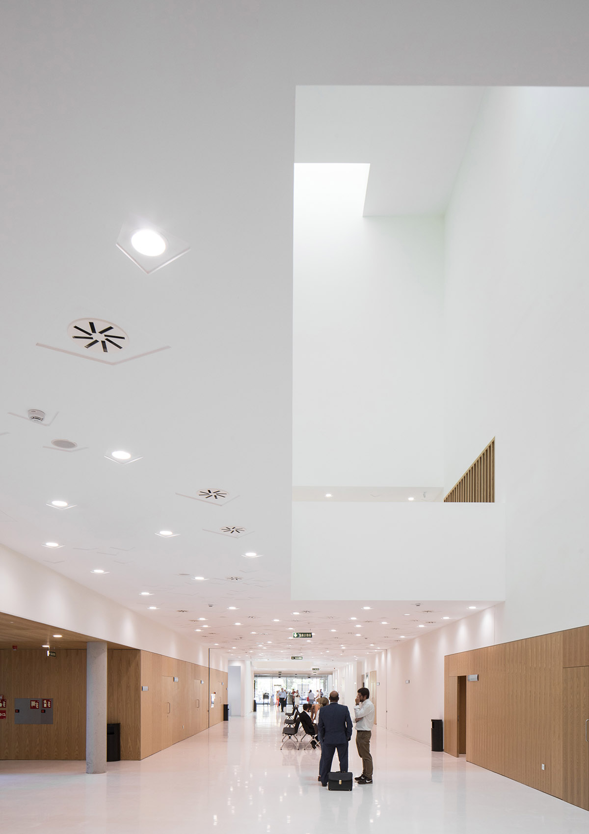 Mecanoo envisions Palace of Justice in Cordoba with cutouts and porous walls