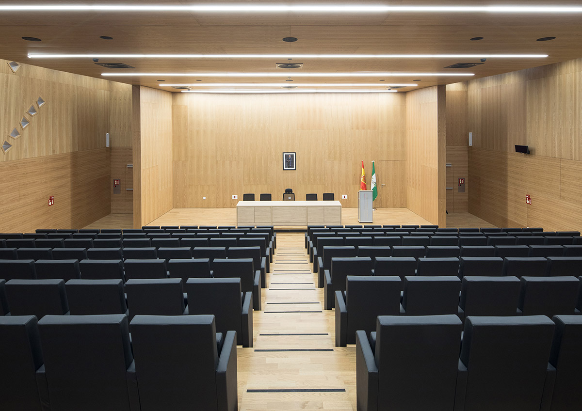 Mecanoo envisions Palace of Justice in Cordoba with cutouts and porous walls