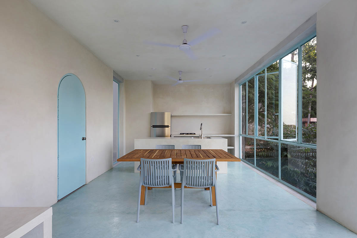 Palma designs a pair of hybrid apartments with creamy tones and light blue additions in Mexico 