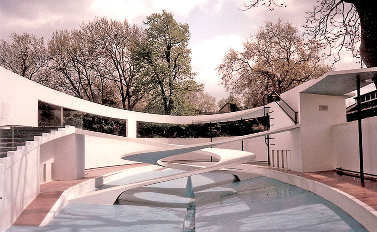 Berthold Lubetkin’s poetic Penguin Pool may be demolished at London Zoo