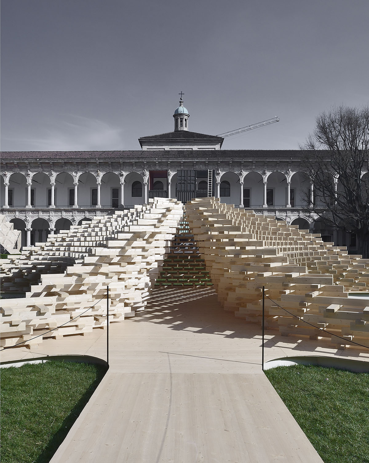 Peter Pichler Architecture built a scollop-formed structure for Milan Design Week