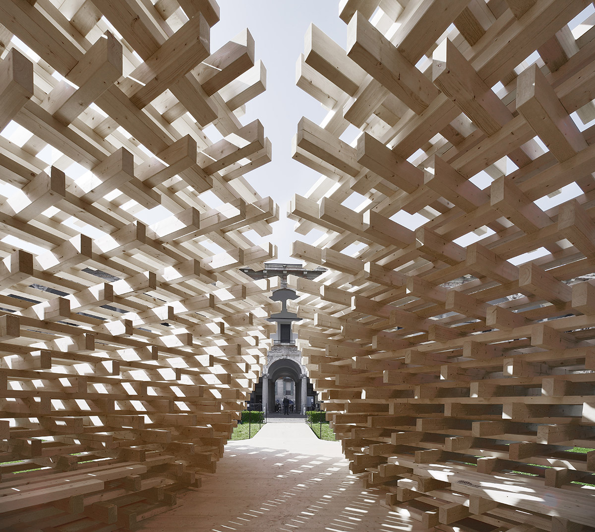 Peter Pichler Architecture built a scollop-formed structure for Milan Design Week