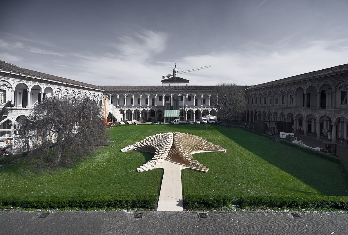 Peter Pichler Architecture built a scollop-formed structure for Milan Design Week