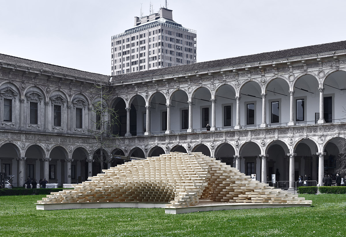 Peter Pichler Architecture built a scollop-formed structure for Milan Design Week