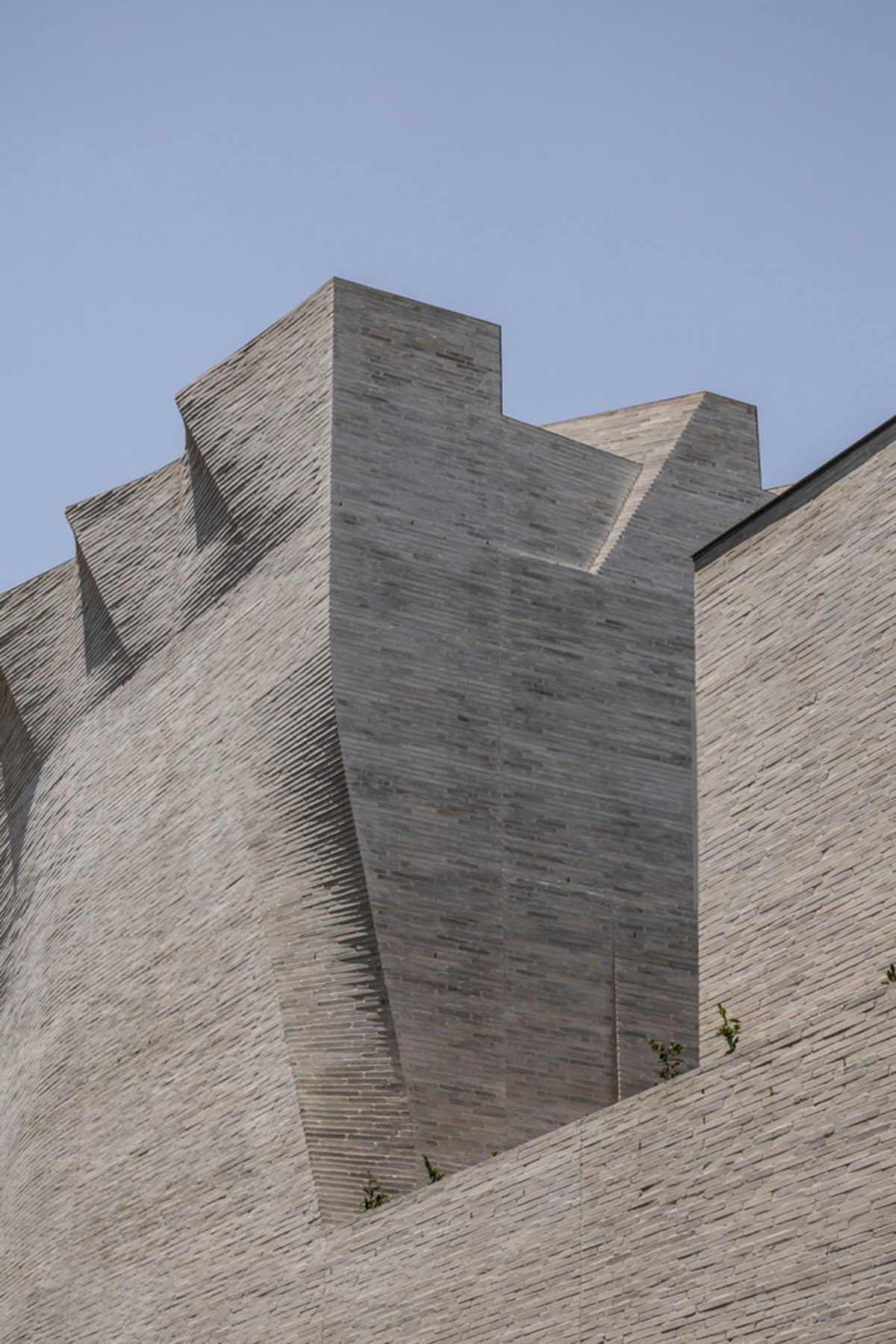 Durbach Block Jaggers and John Wardle Architects create undulating facade for Phoenix Central Park