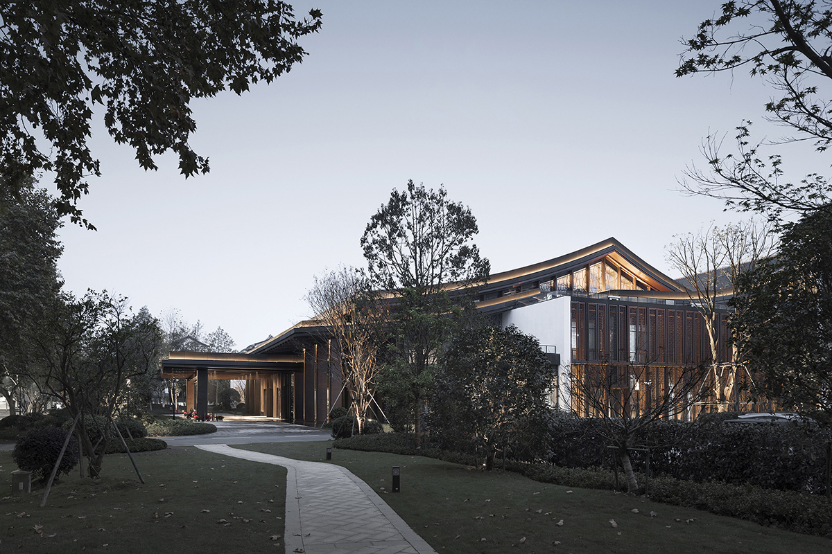 UAD Created a Multi-Purpose Hall that Combines a Concept of Urban Forest in Shaoxing, China