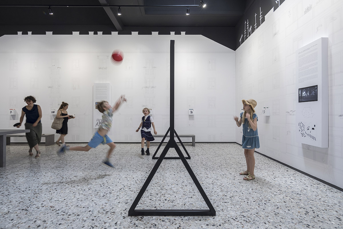 Romania Pavilion sets a real playground to remind free use of public spaces at Venice Biennale