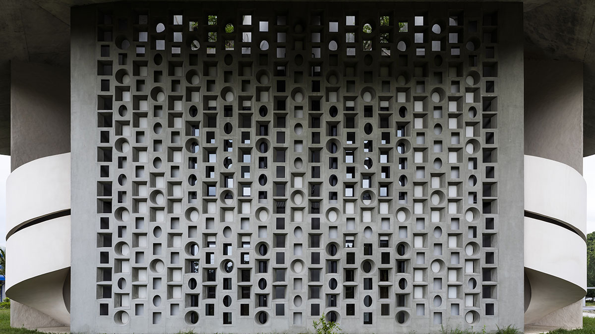 The Kaleidoscope building features a conical roof that adapts severe climate of the region 