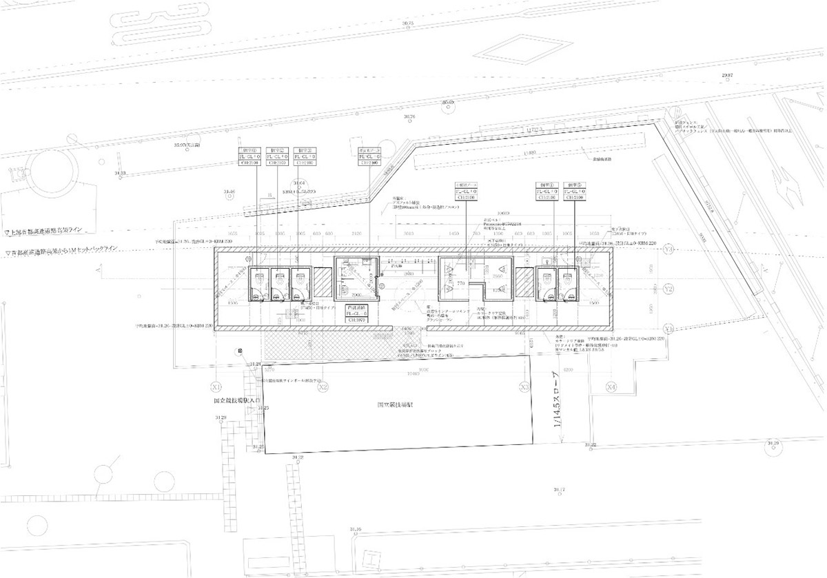 Suppose Design Office encloses public toilets with floating concrete walls in Japan