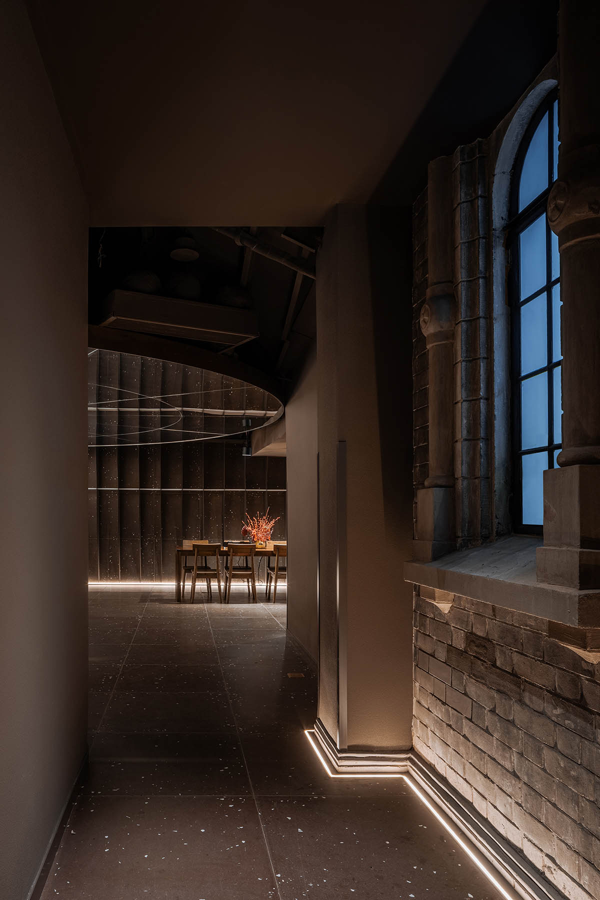 Wutopia Lab completes Sinan Books Poetry Store with 