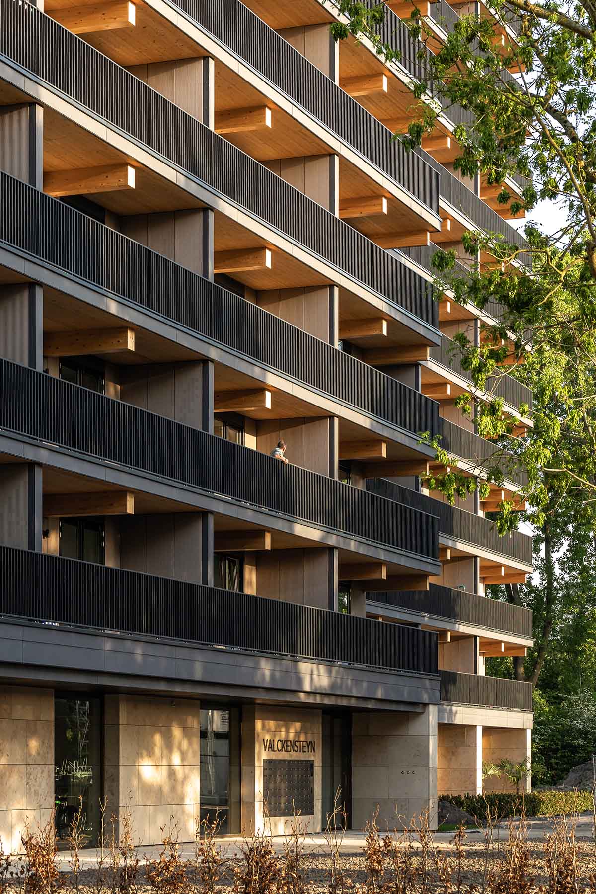 Powerhouse Company completes Rotterdam's first mass-timber residential building 