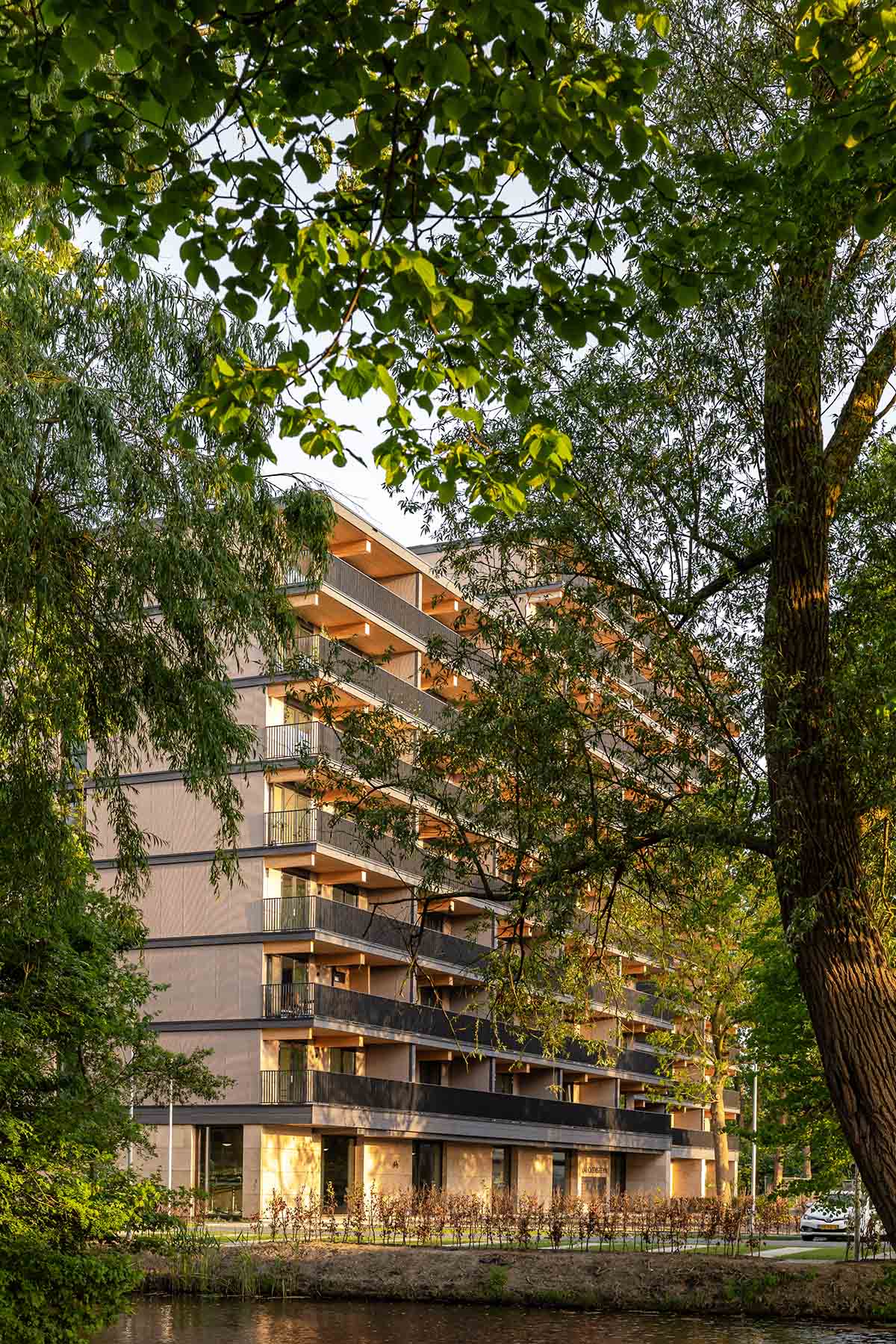Powerhouse Company completes Rotterdam's first mass-timber residential building 
