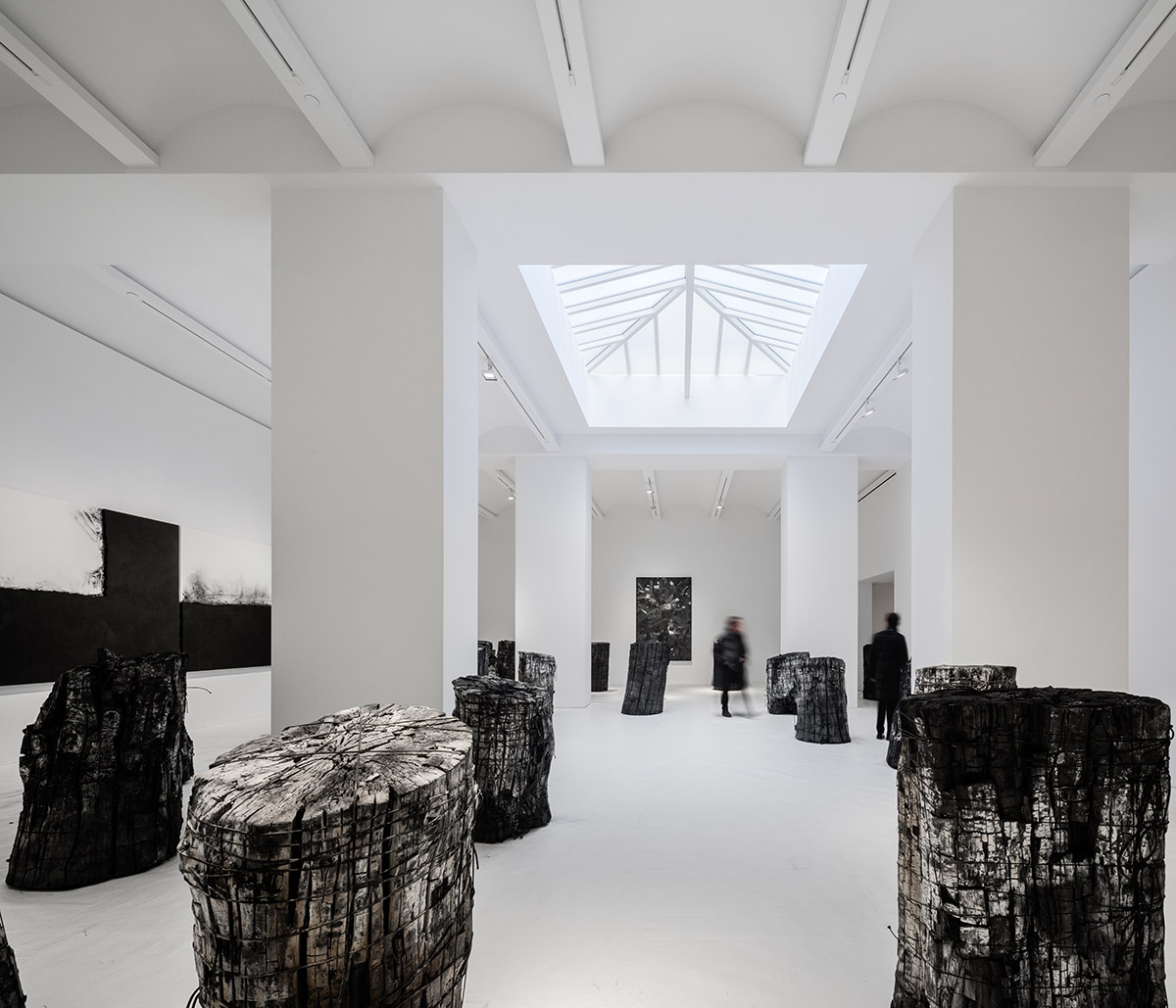 Peterson Rich Office converts former Beckenstein Building into light-filled public art gallery in NY