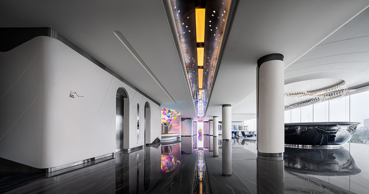 T.K. Chu Design completes Sales Center of Poly F.S. Skyline Garden in Guangzhou, China