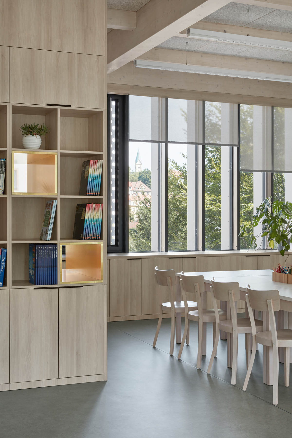 ra15 completes Duhovka Elementary School in Prague