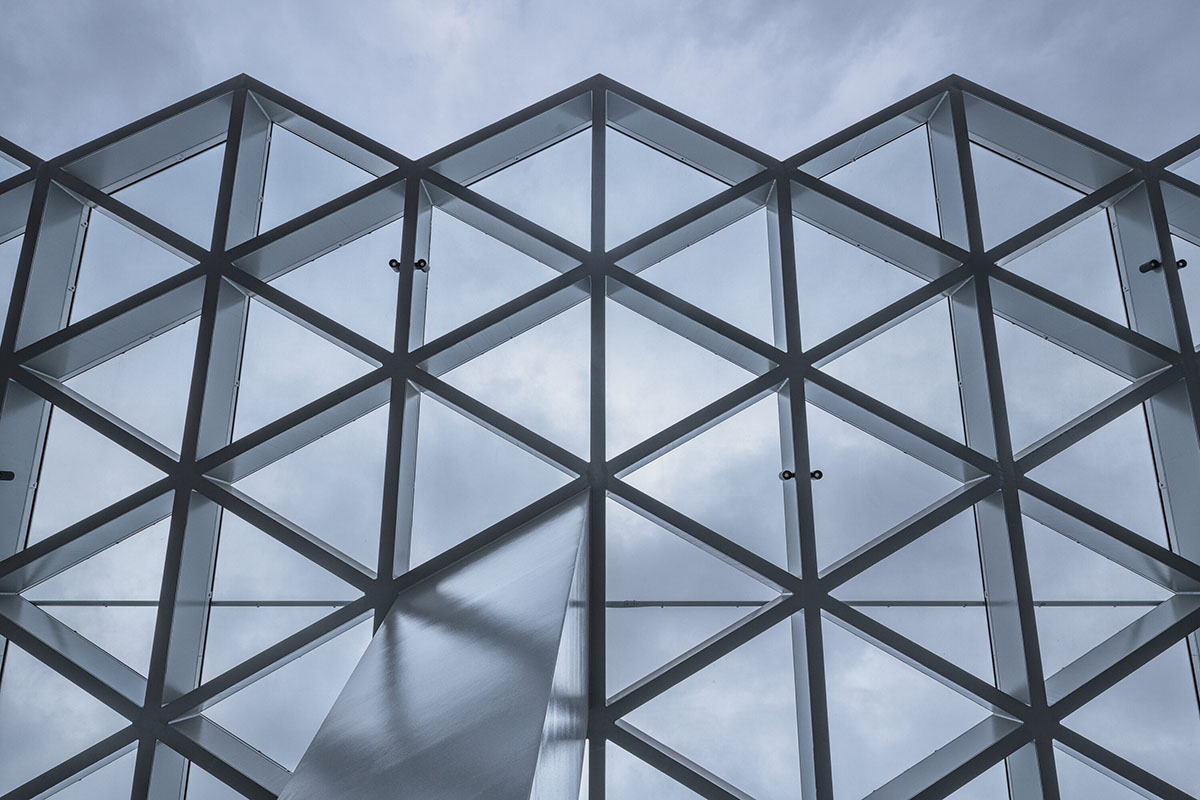 ra15 revitalizes Prague Airport's Terminal 3, blending elegance and functionality