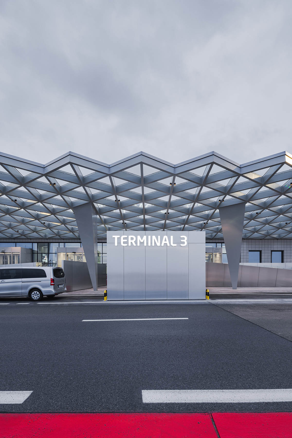ra15 revitalizes Prague Airport's Terminal 3, blending elegance and functionality