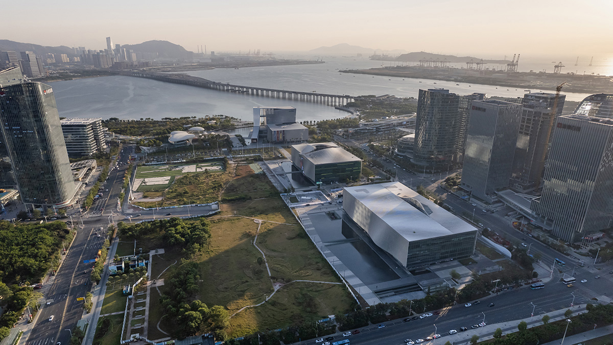 Rocco Design Architects Associates completes Bao'An Performing Arts Center in Shenzhen