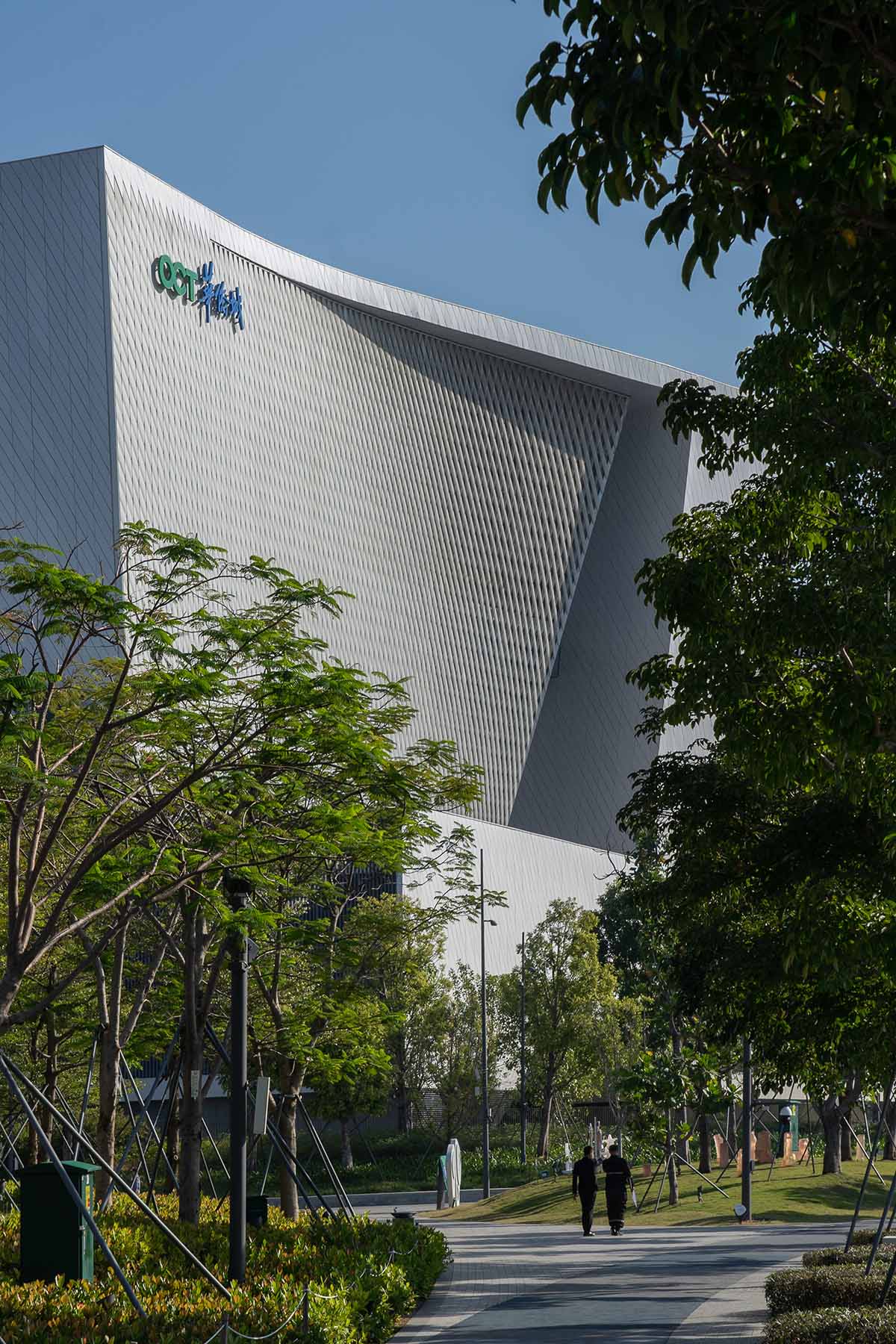 Rocco Design Architects Associates completes Bao'An Performing Arts Center in Shenzhen