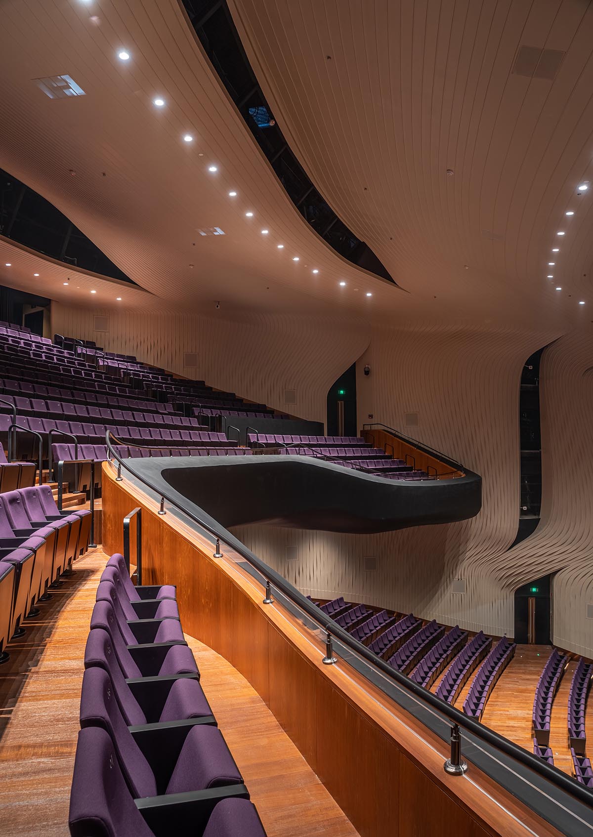 Rocco Design Architects Associates completes Bao'An Performing Arts Center in Shenzhen